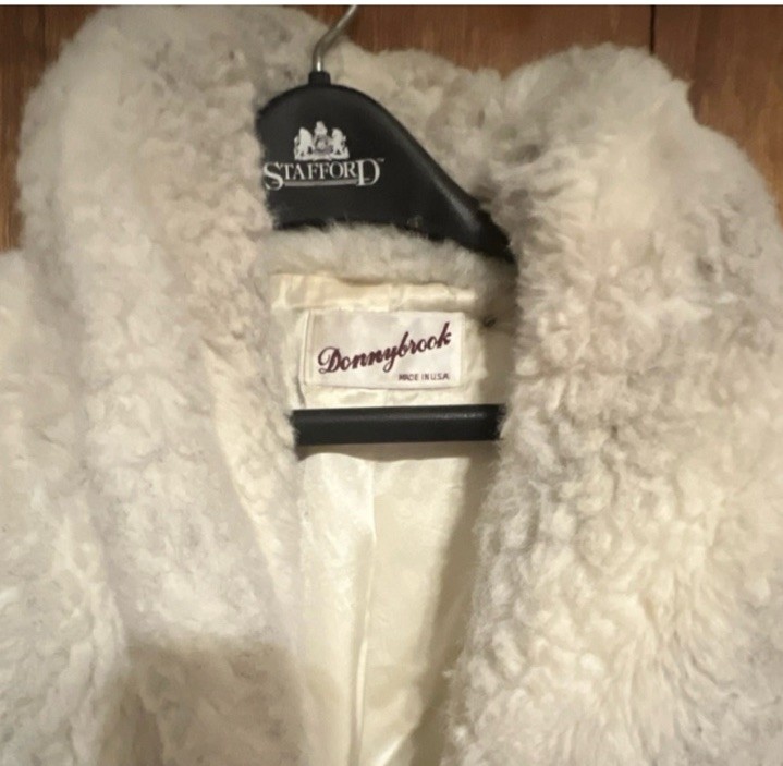 Donnybrook Women’s Vintage Faux Fur Coat White Ivory Regular Size Made in USA