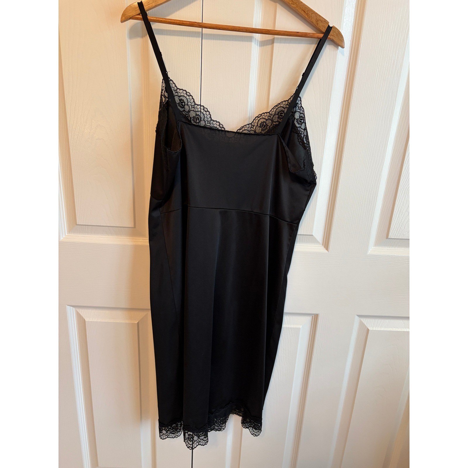 Vintage Black Satin Lace Trim Full Slip Adjustable Straps Floral Detail