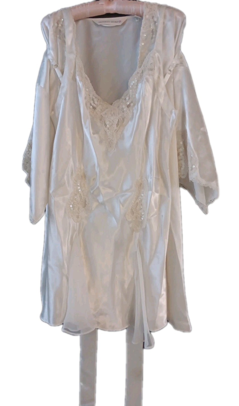 Vtg 96 Victorias Secret Peignoir Set Satin Chemise Sequin Robe Bridal Romance