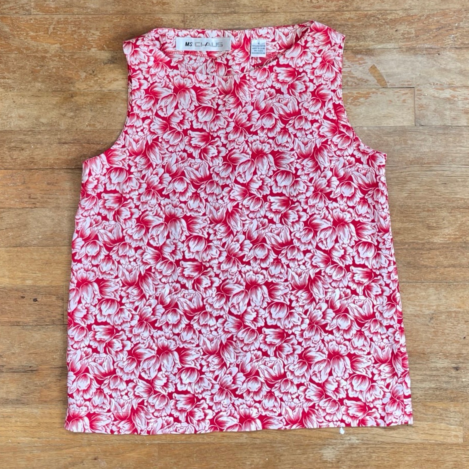 Vintage Floral Print Top Size Small/Medium 1980s Red/White Sleeveless Tank Shirt