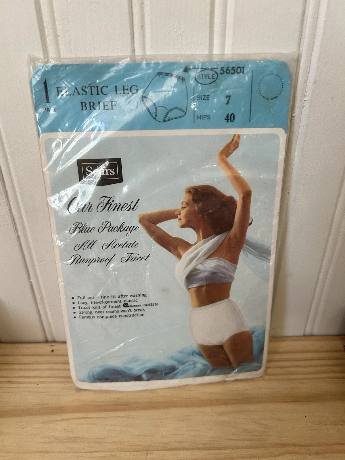VTG Sears Brief Granny Panties White/Ivory Size 7 – Hips 40” Never Opened 56501
