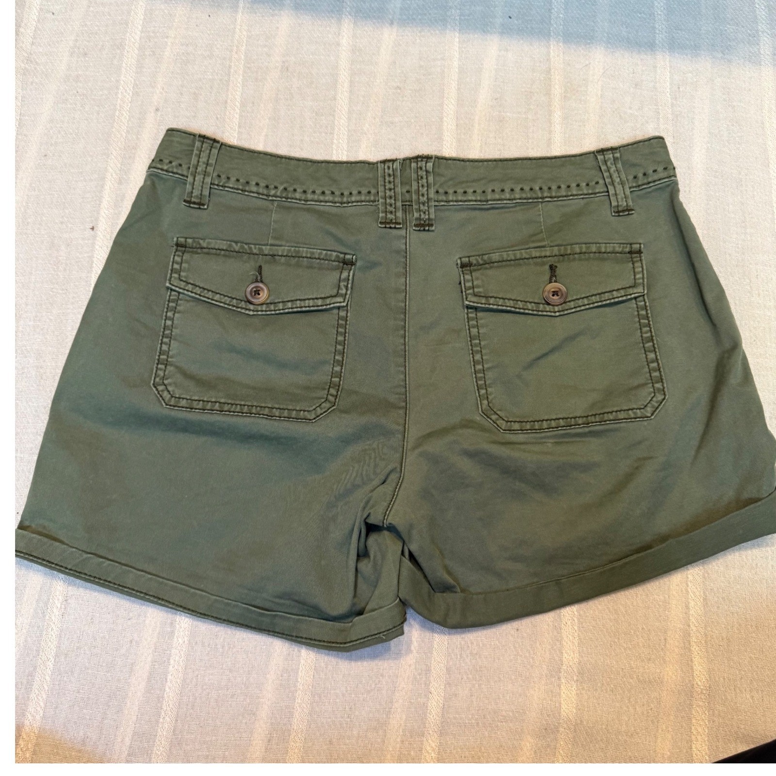 Y2K Cotton Twill Shorts Olive Green Low Rise Shortie 2000s Granola Girl Size 5/6