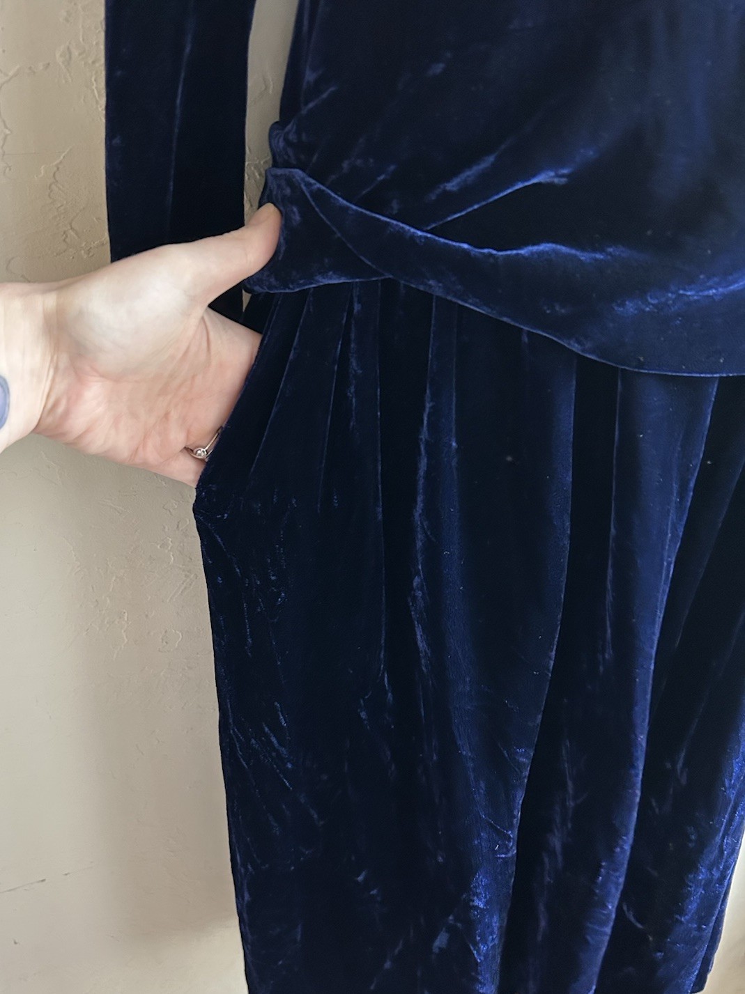 Vintage Eileen West Royal Blue Crushed Velvet Dress L Holiday Dropwaist Gatsby