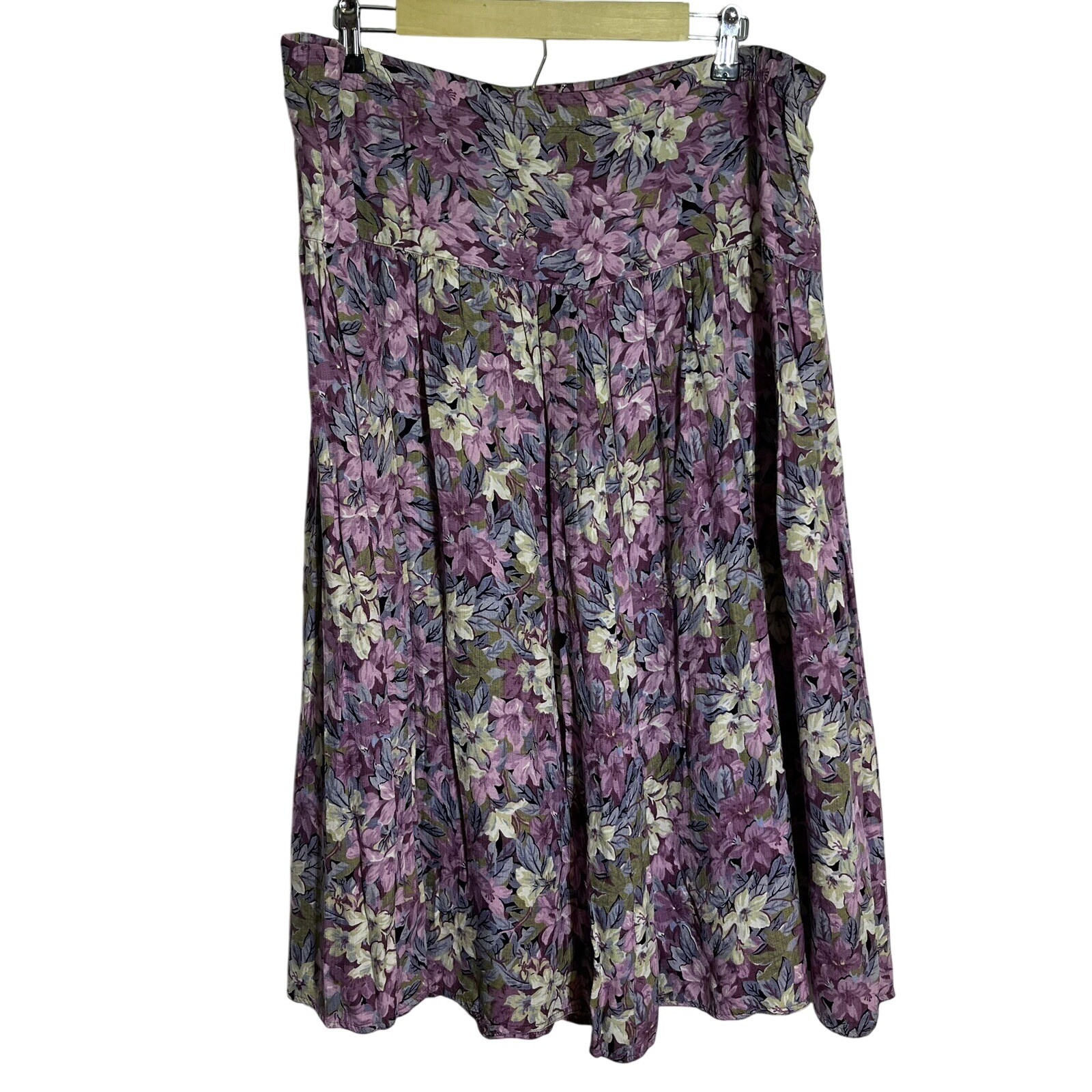 Vintage Campus Casuals Rayon Purple Floral Skirt With Pockets