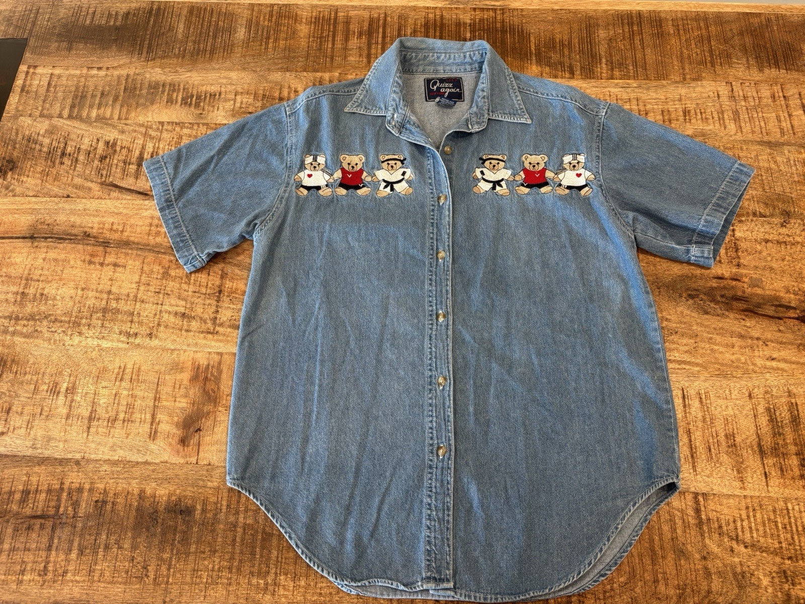Lets Quizz Again Women’s Embroidered Denim Bear Shirt Size Small