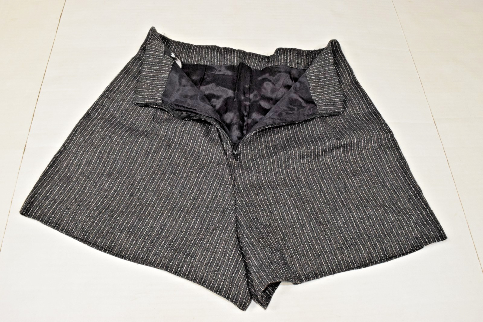 Vintage Mini Skort Shorts Clothes Circuit Size 7 90s Pin Stripe Lined Made USA