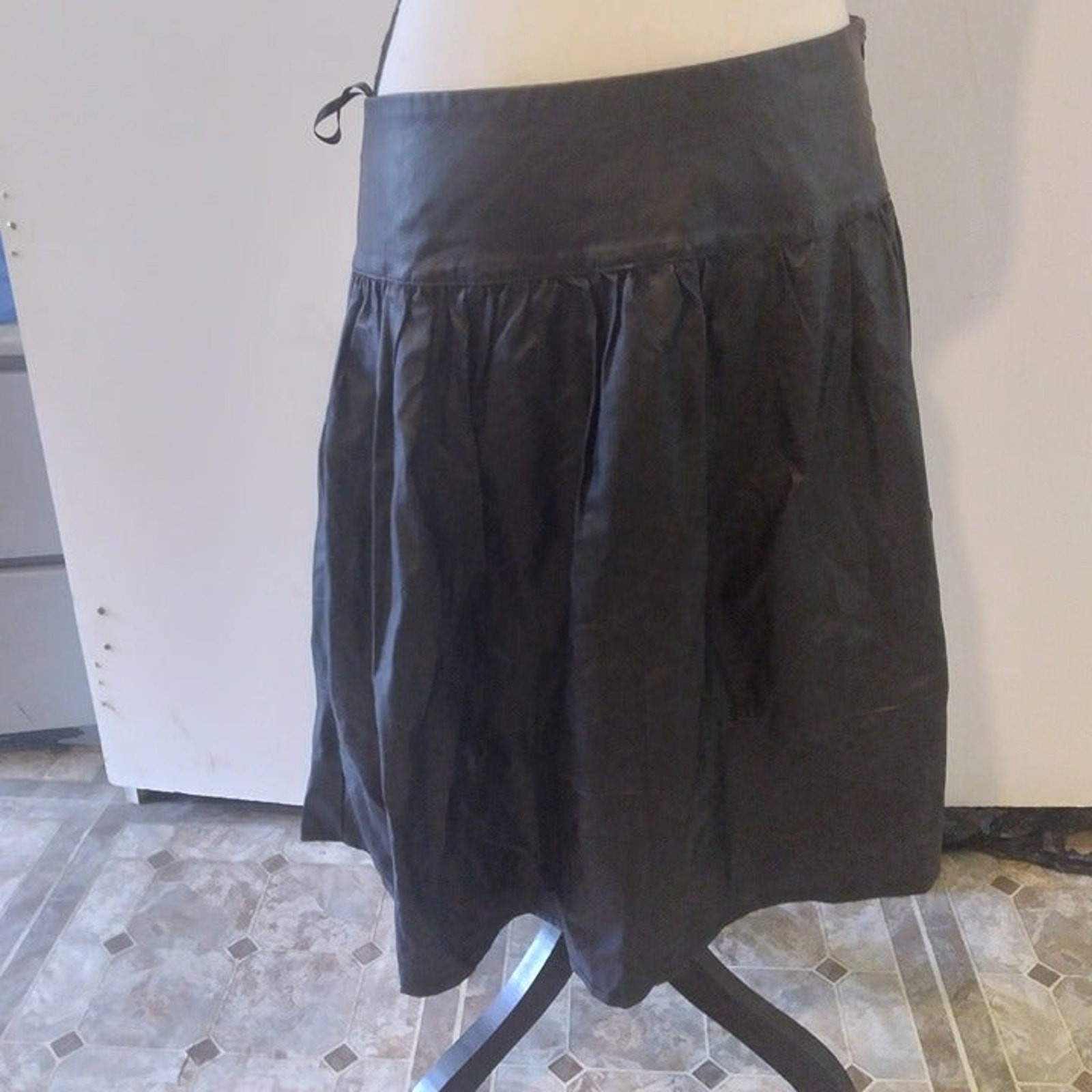 French Connections Pleather skirt size 8 NWT