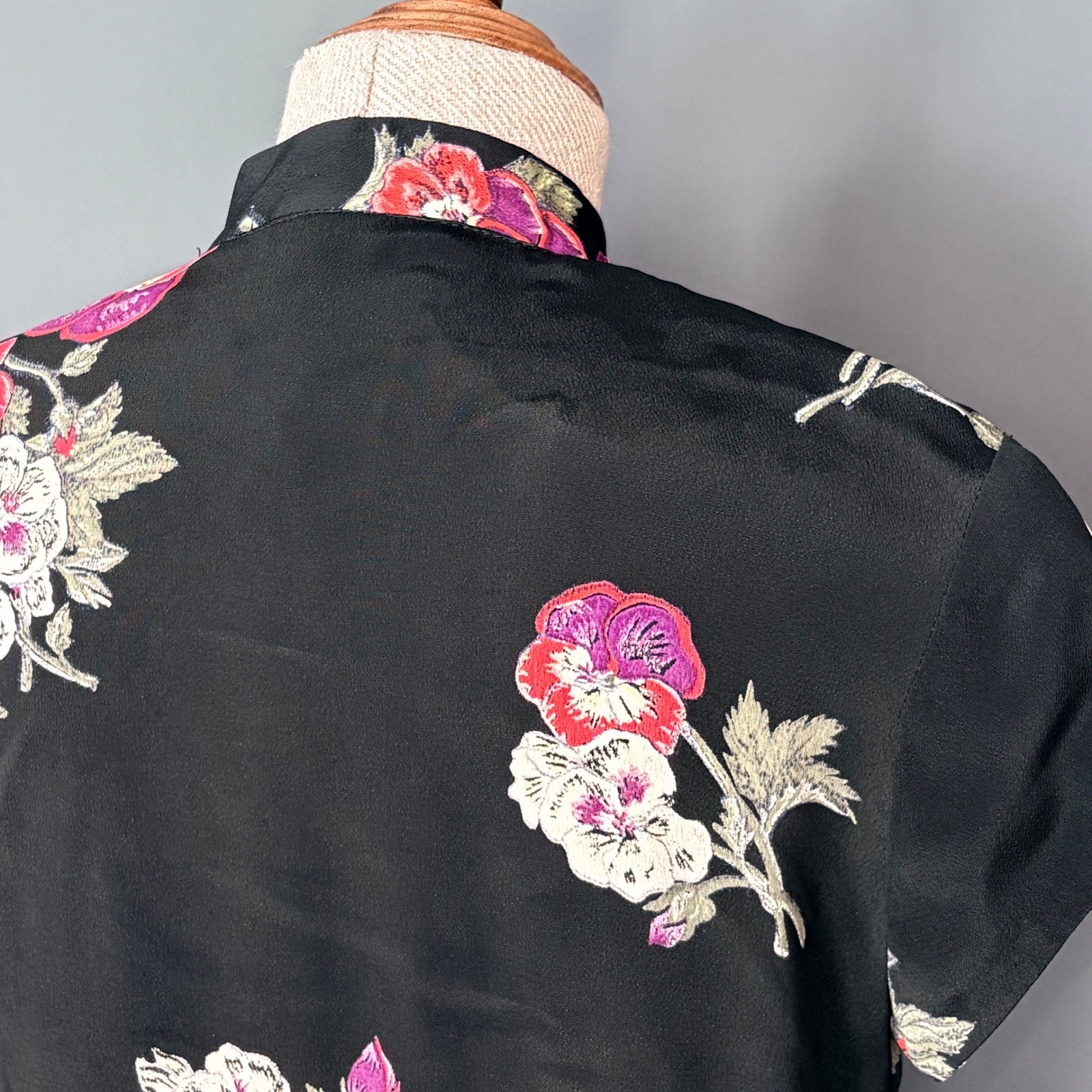 Vintage Asian Skirt Suit | Sz 4 | 100% Silk Floral Cheongsam Hostess – 1970s 80s