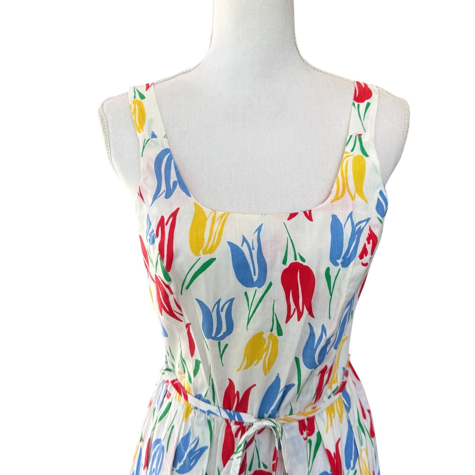 Vintage Dash-About Tulip Floral Sundress White Red Blue Yellow Midi Smocked Back
