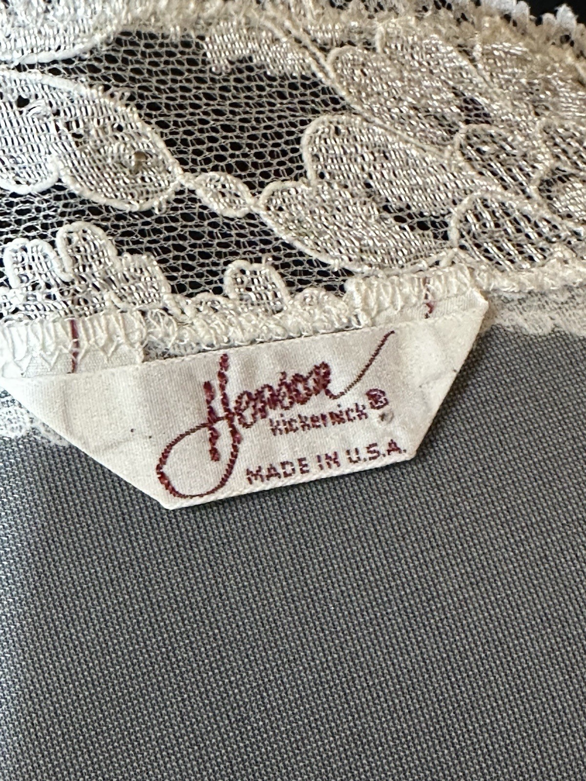 VTG Henson Kickernick White Sheer Lace Peignoir Robe Bridal Bustle Train USA M