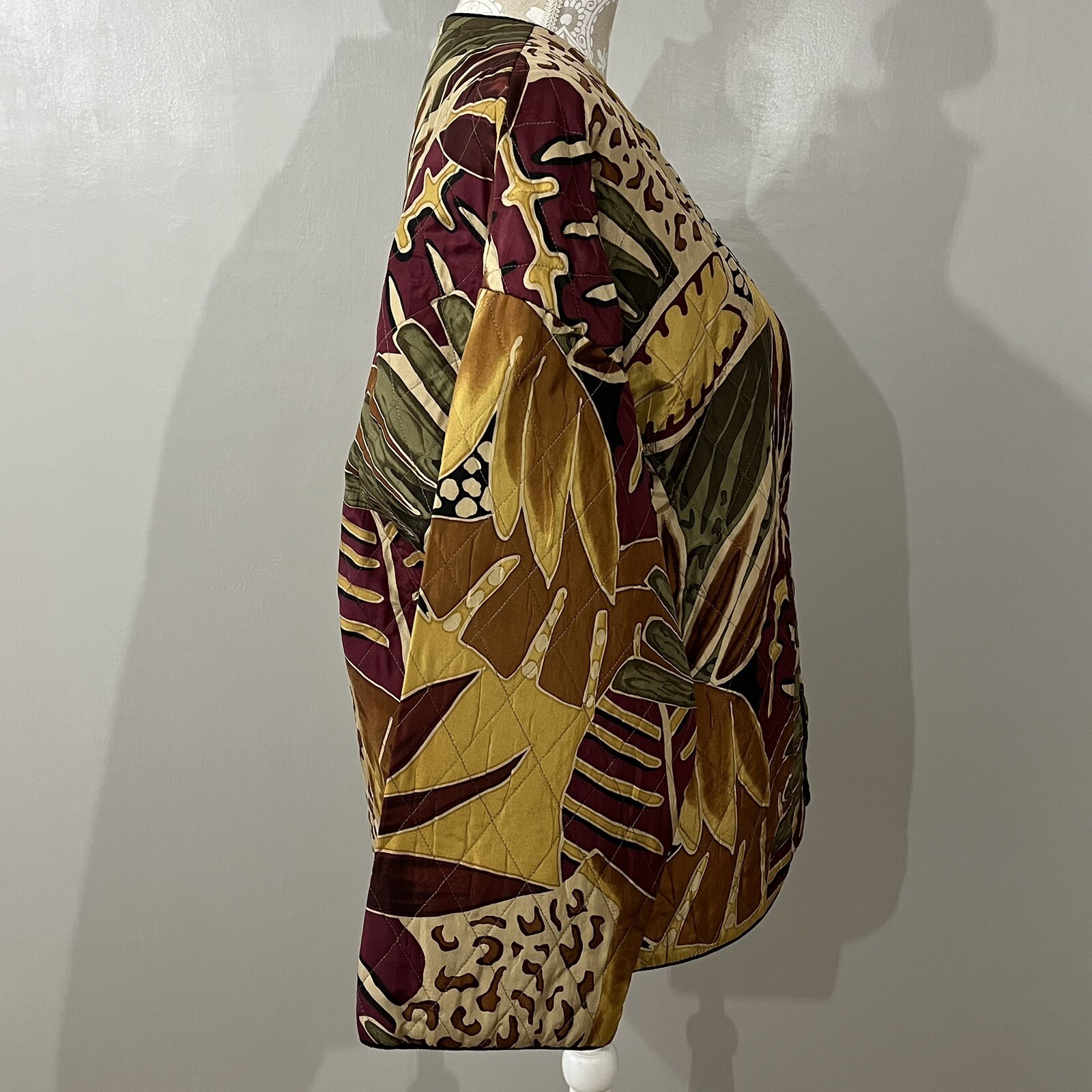Vintage Regina Porter 100% Silk Jacket / XS / Abstract Design 80s 90s Boxy Style