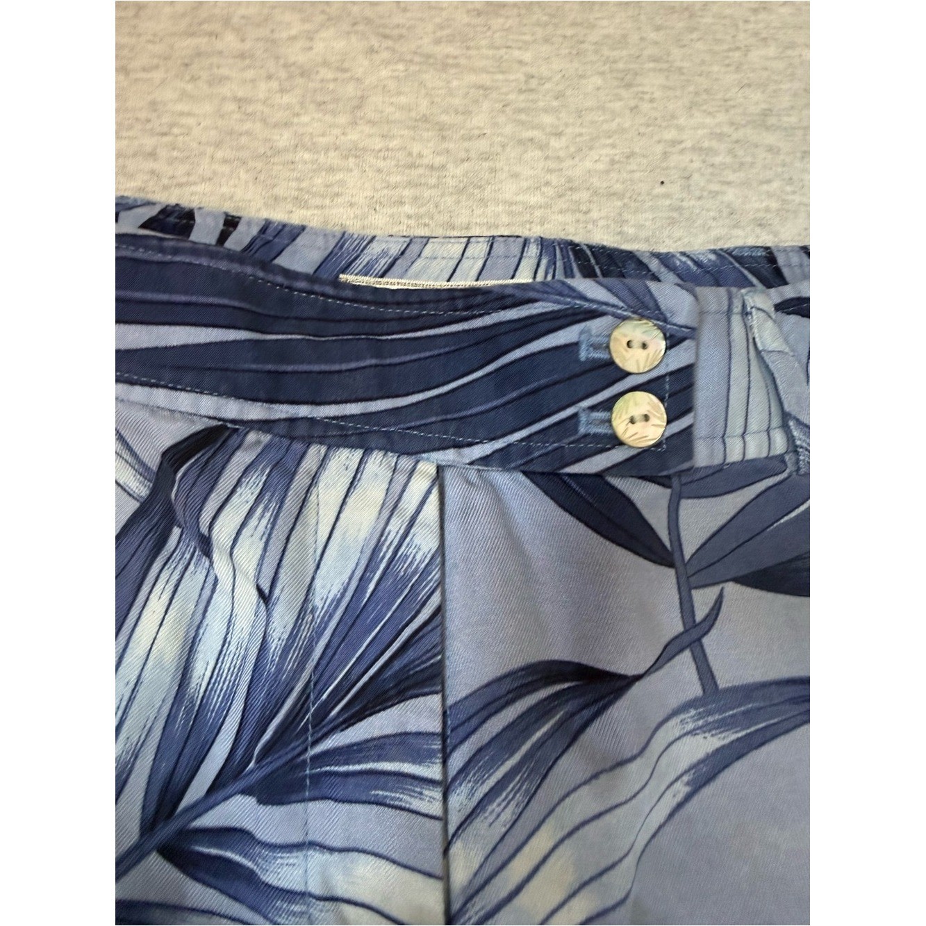 Tommy Bahama Vintage Y2K 100% Silk Tropical Wide Leg Pants Blue- Size 4