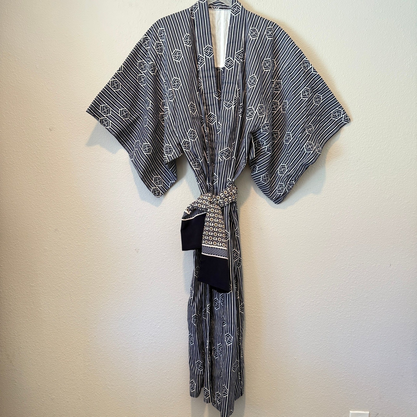 Vintage Japanese Yukata Robe Navy Blue White Geometric Striped Cotton with Sash