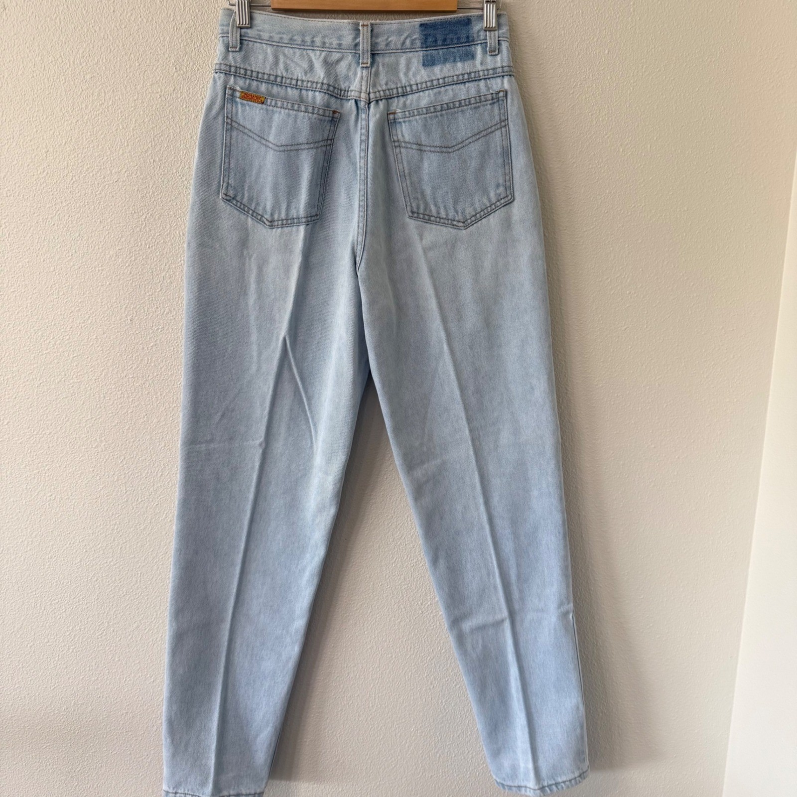 Vintage Jordache High Waisted Mom Jeans Light Wash Tapered Leg Denim Size 12/31