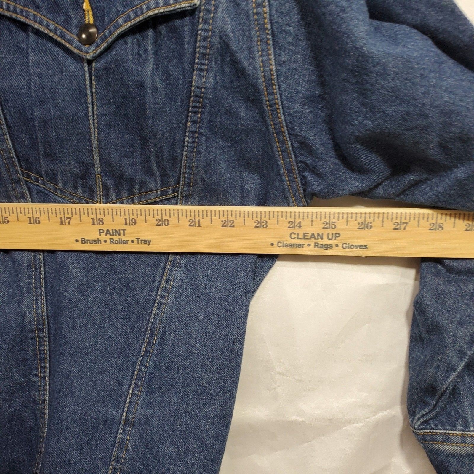 Vintage Cheryl Tiegs Denim Jacket Button Front Blue Cotton Large Oversized