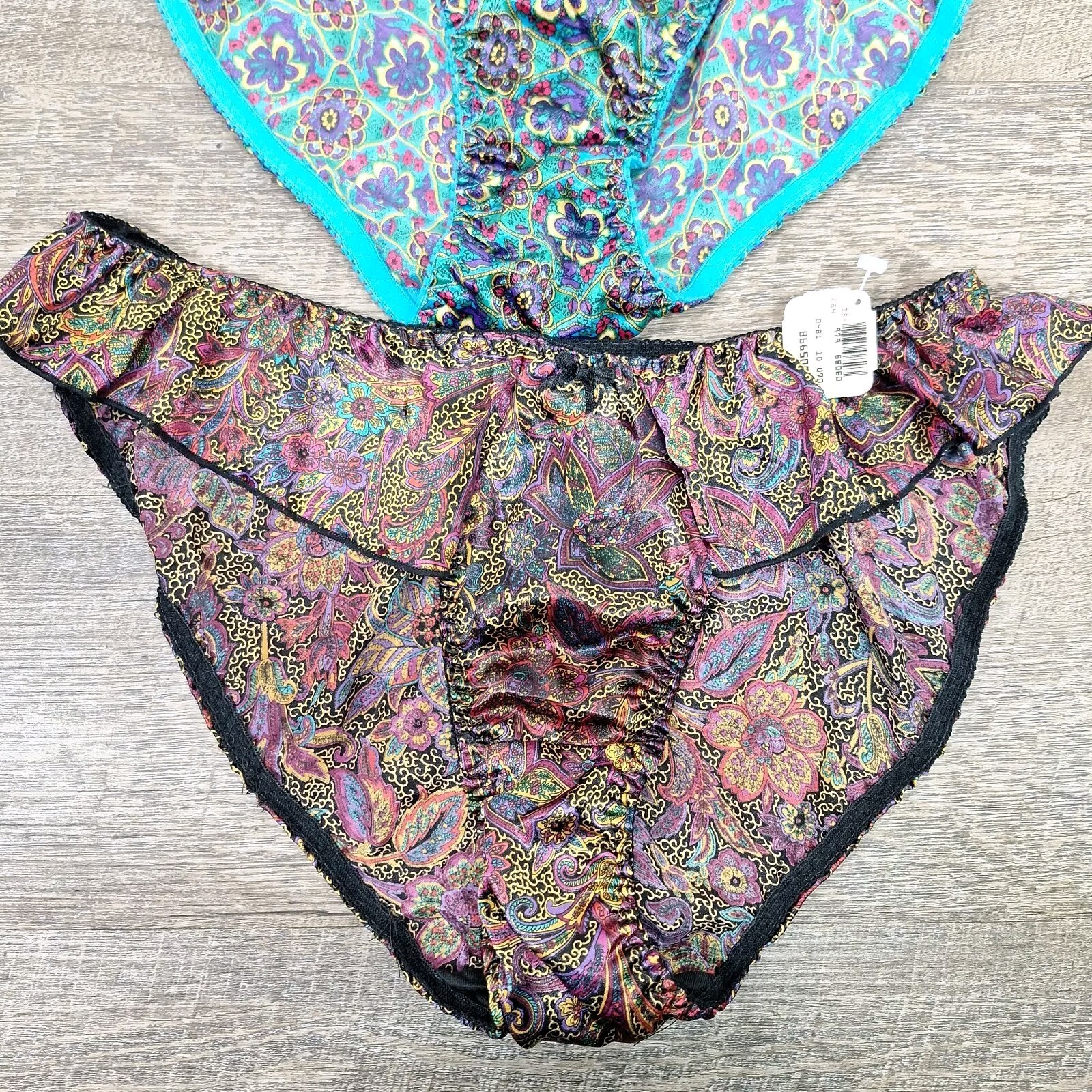 Vintage New W/ Tags Flutter & String Bikini Panties Shiny Floral Satin Sedu Sz 7