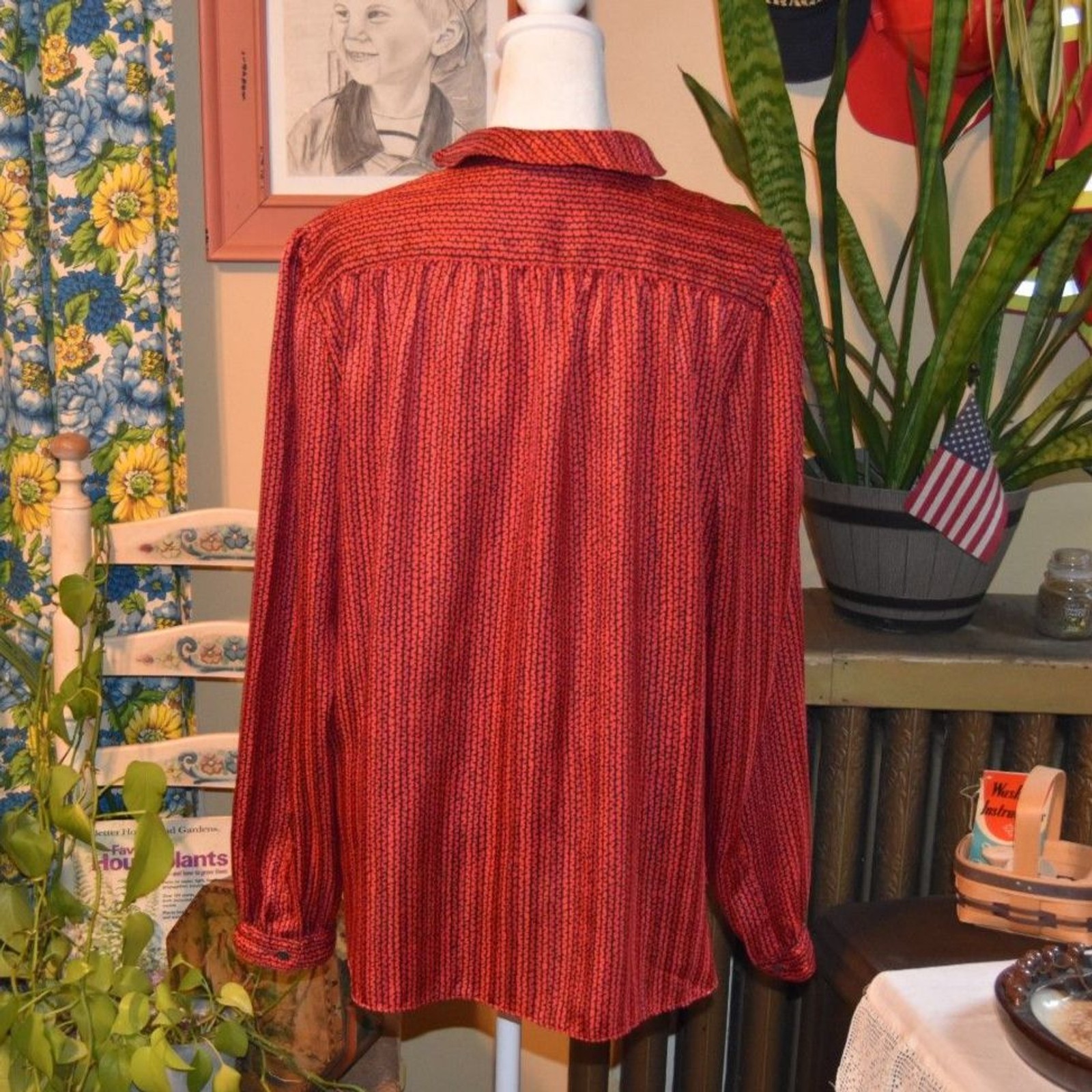 Vintage 80s Evan Picone Secretary Blouse Ruffle Neckline Red and Black Size XL