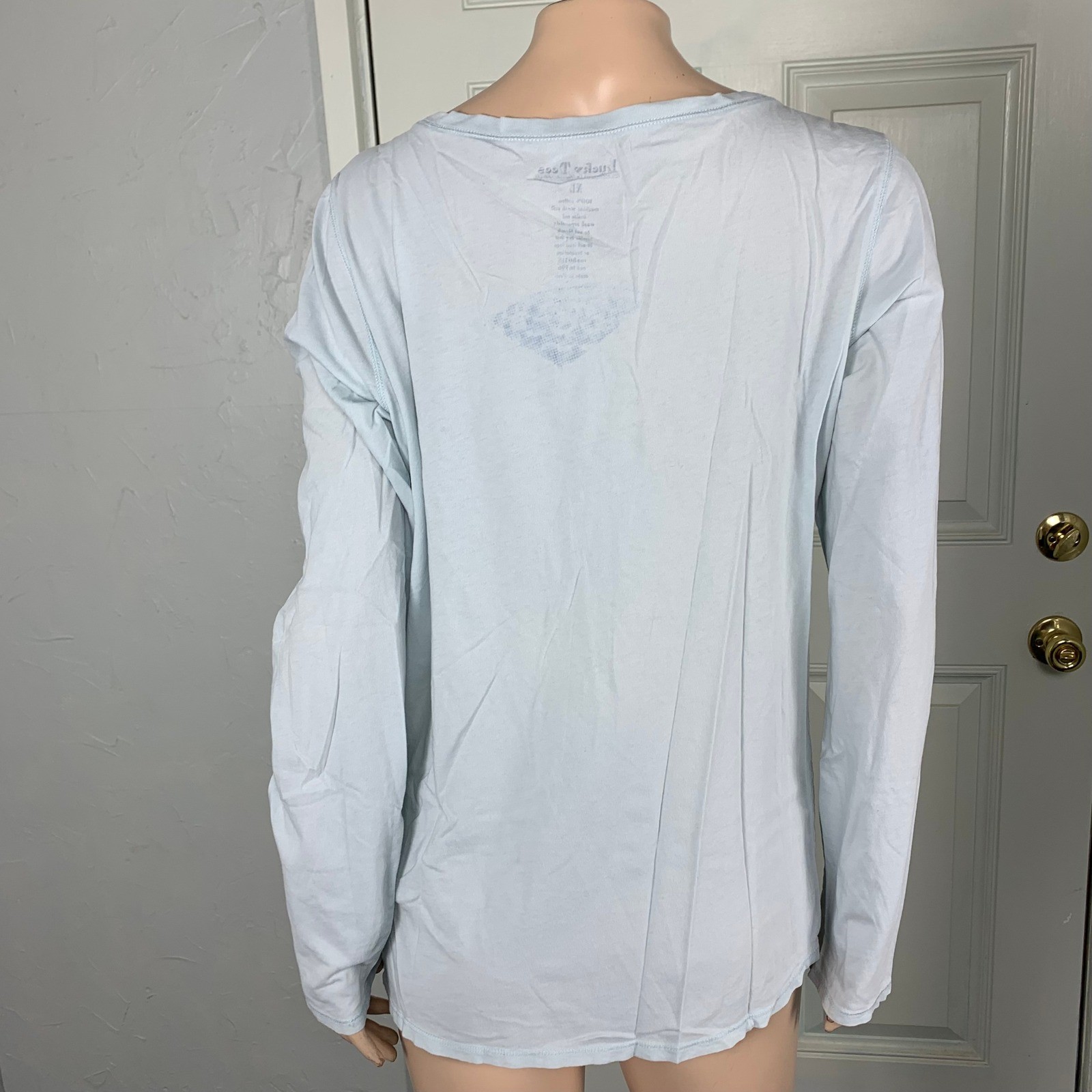 Vintage y2K Lucky Brand Tees Shirt XL Cotton Asian Graphic Long Sleeve V-neck U4
