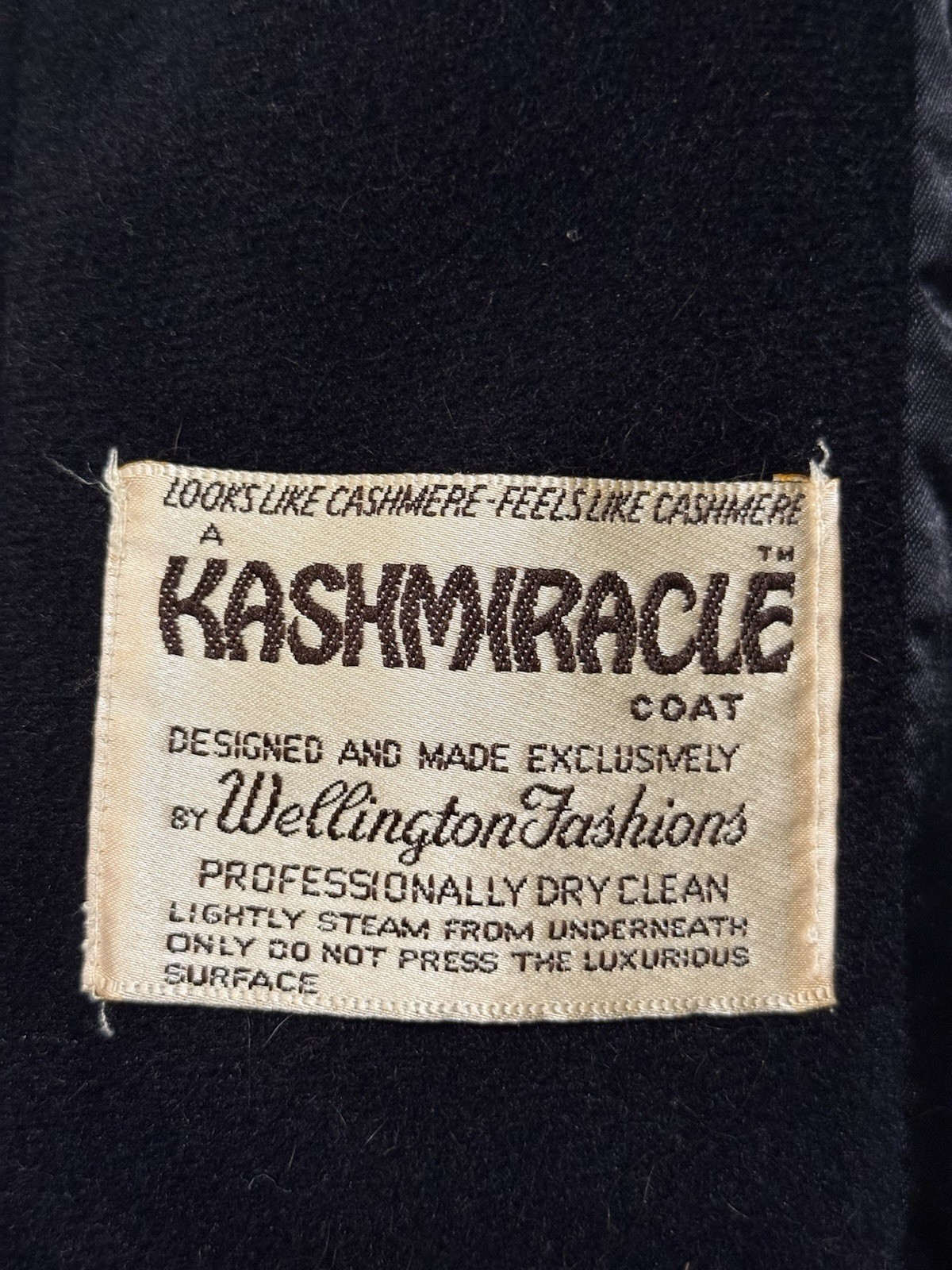 Vintage Kashmiracle Long Cream Trench Coat Wellington Fashions USA Size M Fall