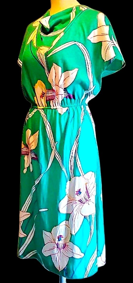 VTG 70s Soft Jersey Semi Fitted Bright Florals Midi Beach, Poolside Dress S