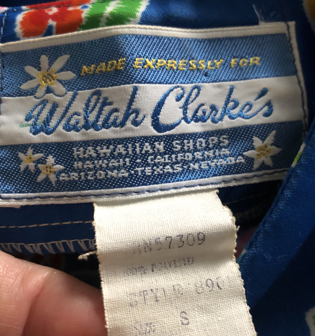 Vintage Waltah Clarke’s Blue Hawaiian Asian Print Mumu Maxi Dress Size Small💙