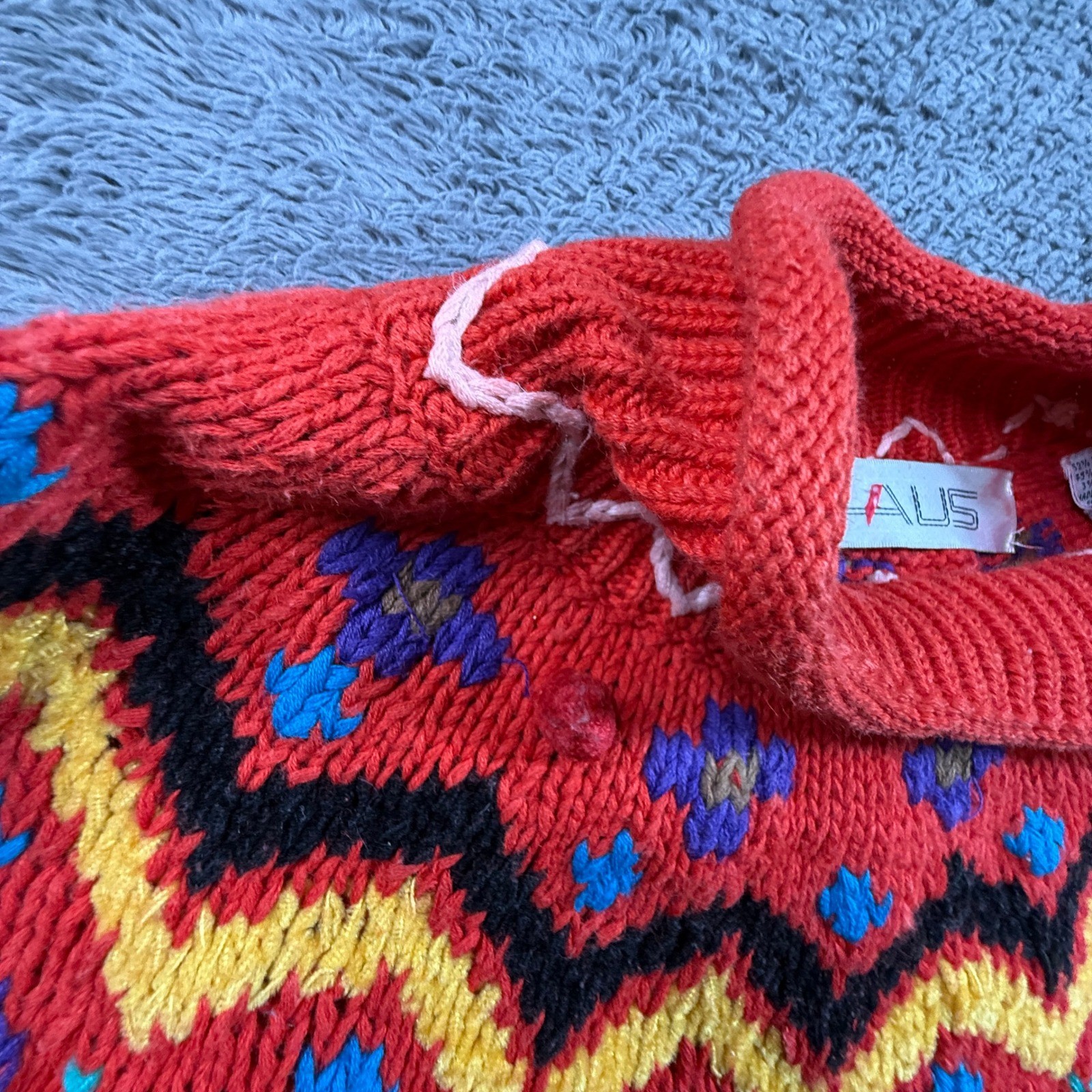 Chaus Knit Sweater Womens S Red Excellent Vintage Embroidered Holiday Chunky