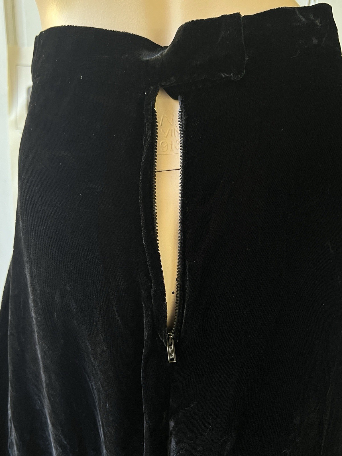 Vintage 40s Silk Velvet Skirt Long Flowy Maxi Metal Zip Snap Hook Gothic
