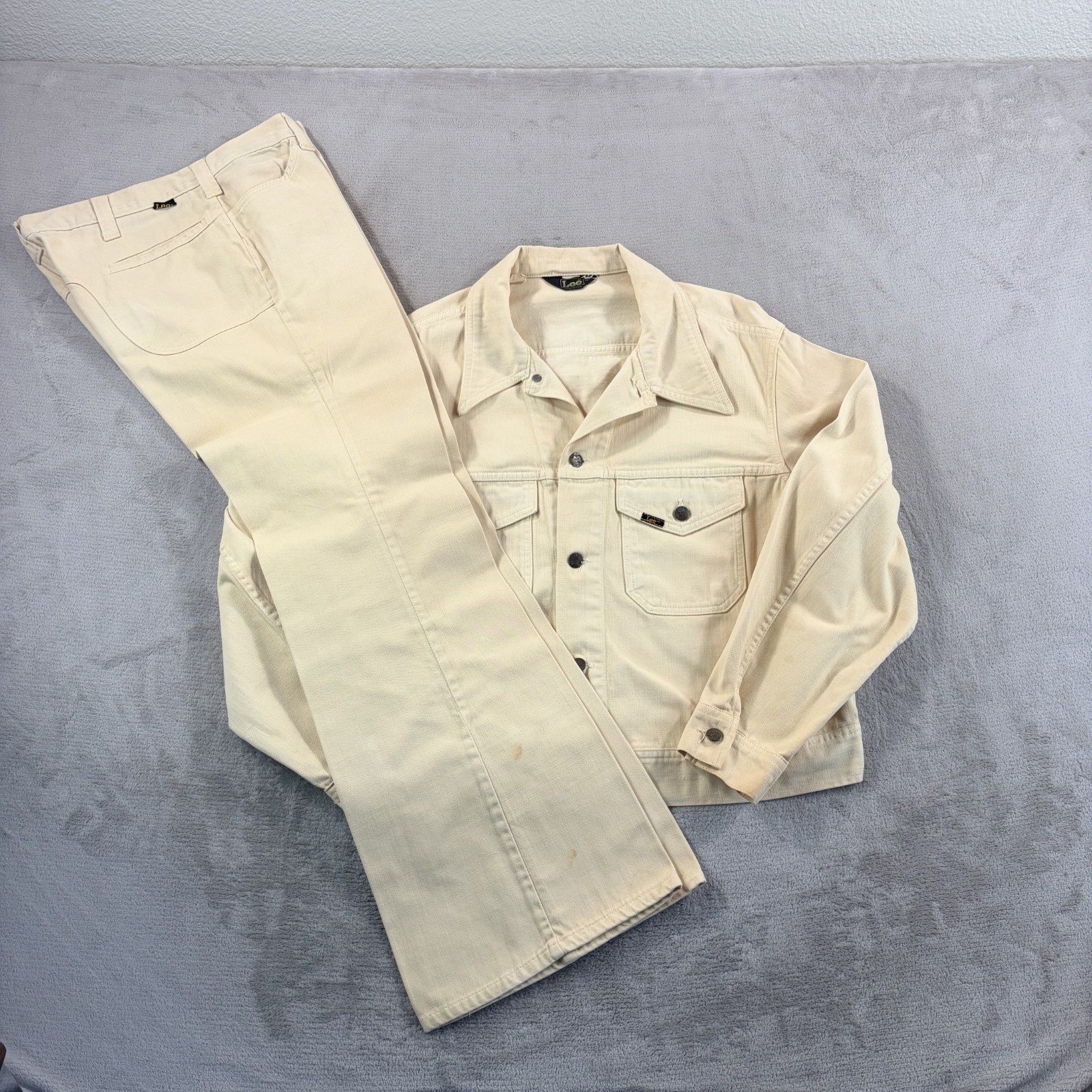 VINTAGE 70s Lee Leisure Suit Set Men XL Cream Bell Bottoms Pants 34×32 USA Made