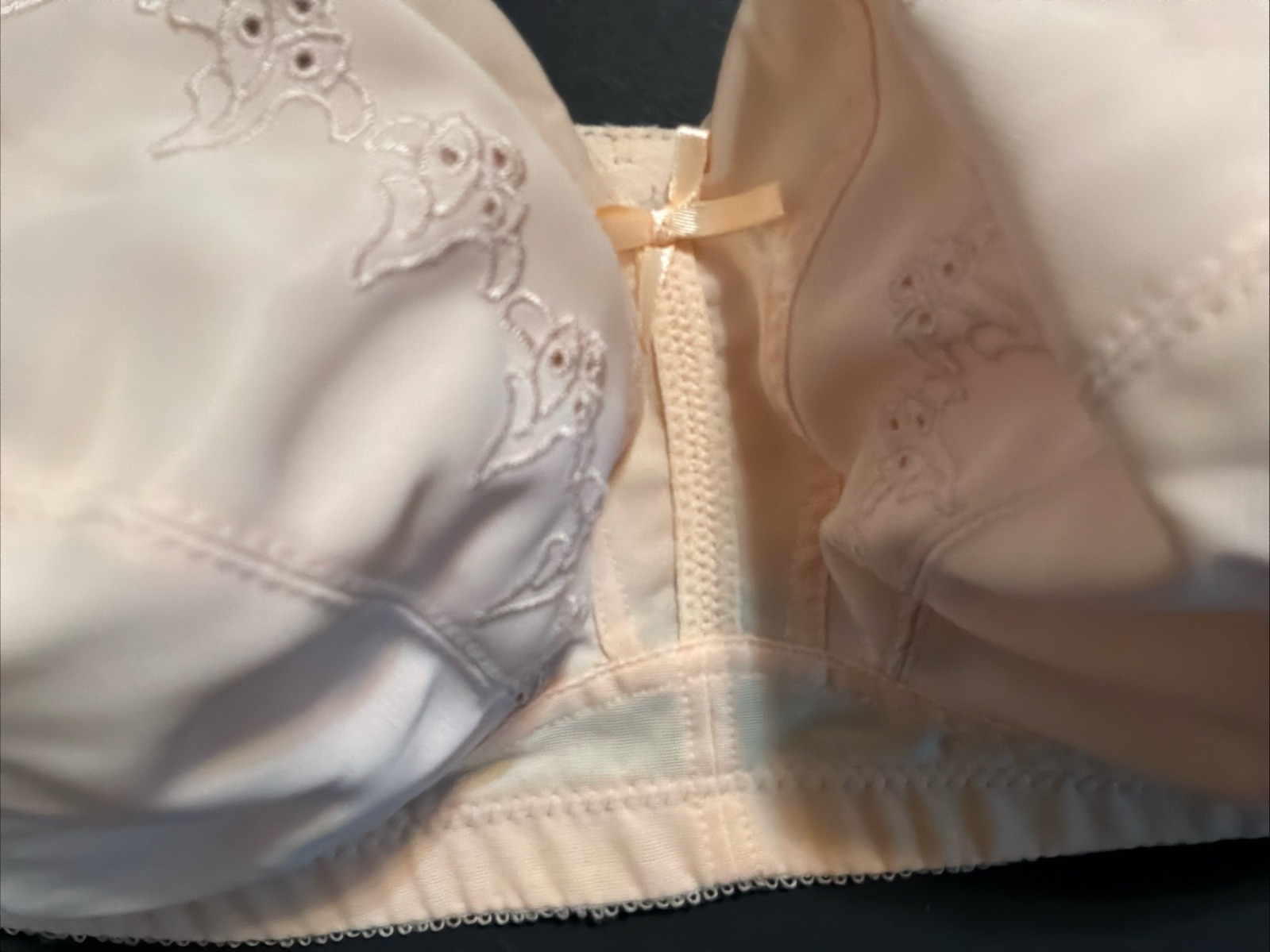 Vtg Bali 40C SoftCup NOWIRE Beige Bra Union Made USA NWT Original Tag Attached