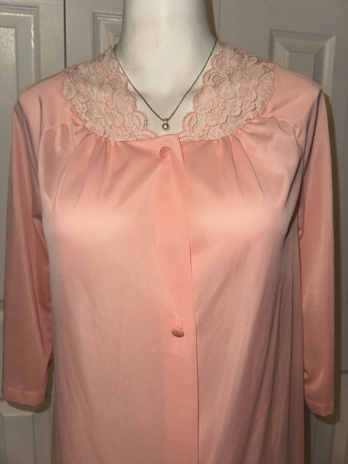 Vintage San Souci Nylon Short Nightgown Robe Day Dress Peach 3/4 Sleeve Small