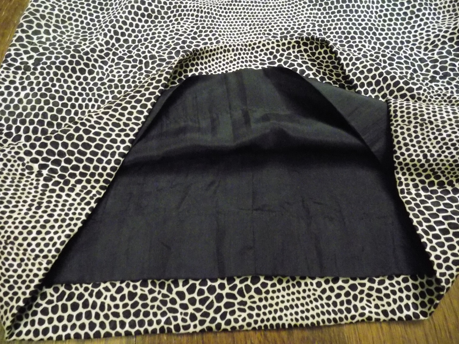 Vtg FAB Adele Simpson Suit 100% Silk Black tan Leopard Long Jacket & Skirt sz 8