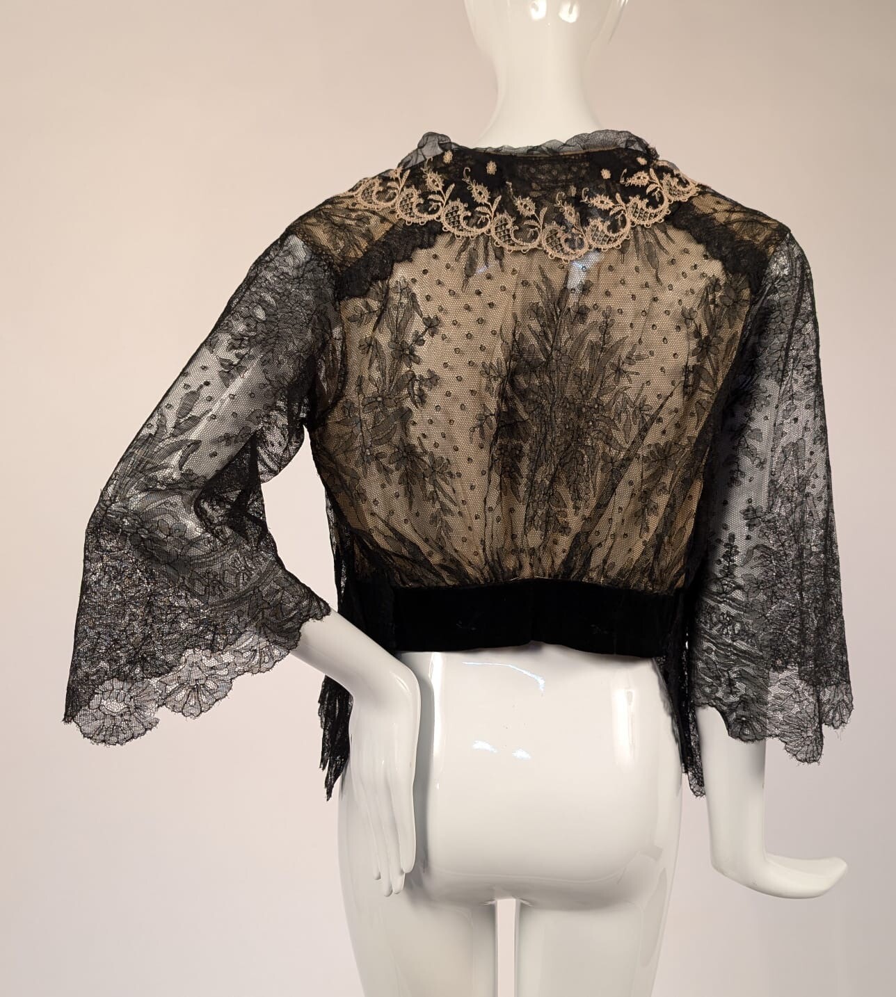 EDWARDIAN BLACK CHANTILLY LACE BLOUSE W CAT AND NINE TAIL PATTERN