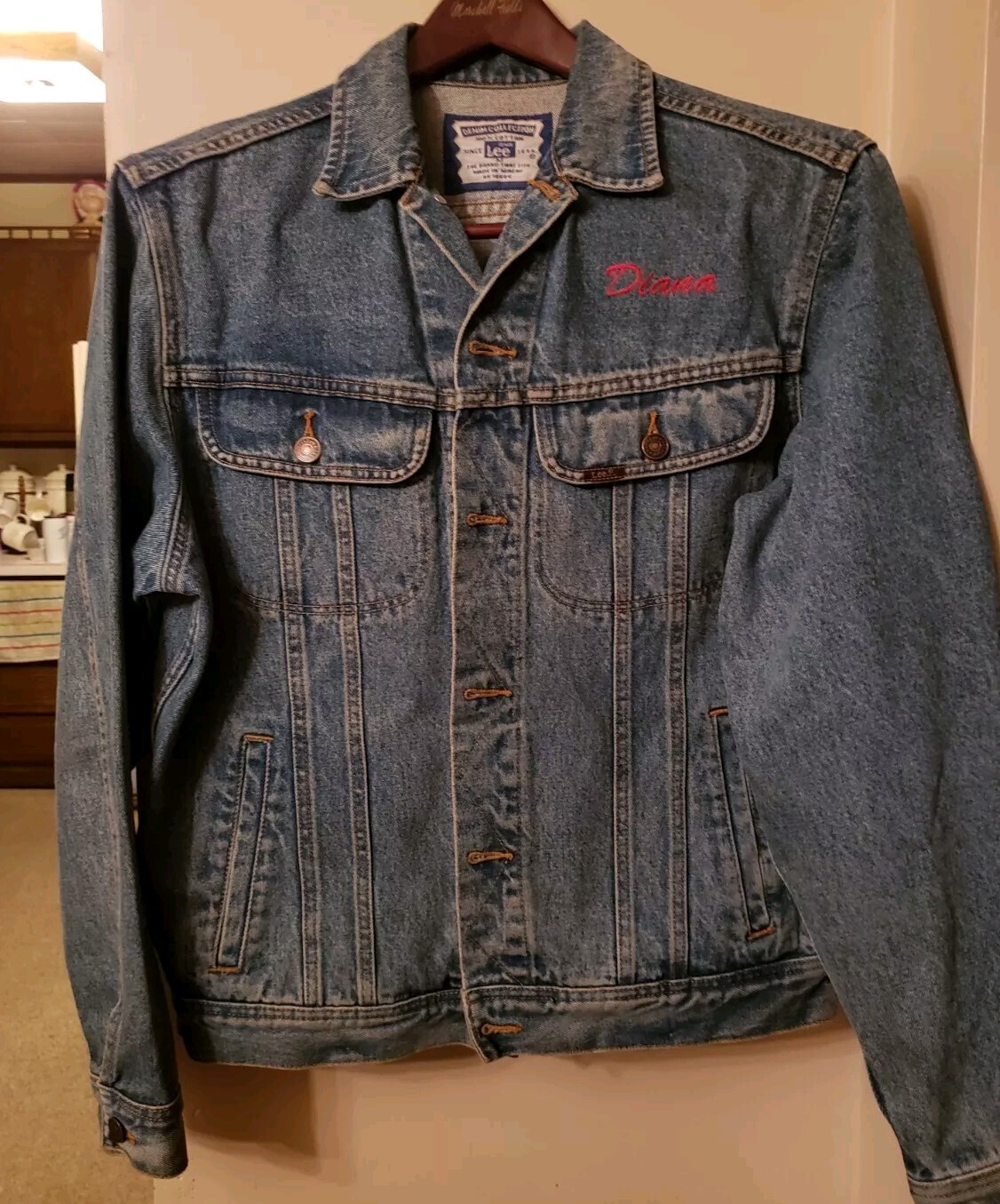 Vintage Lee Denim Blue Jean Jacket Size M Women Ladies W/ Embroidery On Back