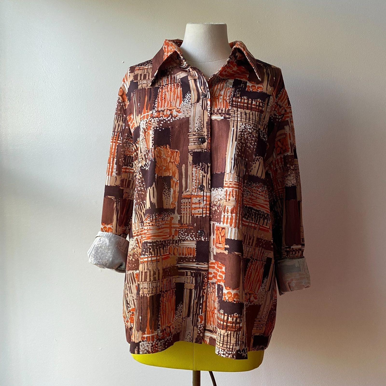 Vintage 1960s/70s Alex Coleman Groovy Polyester Button-Up Shirt, Unisex Size M/L