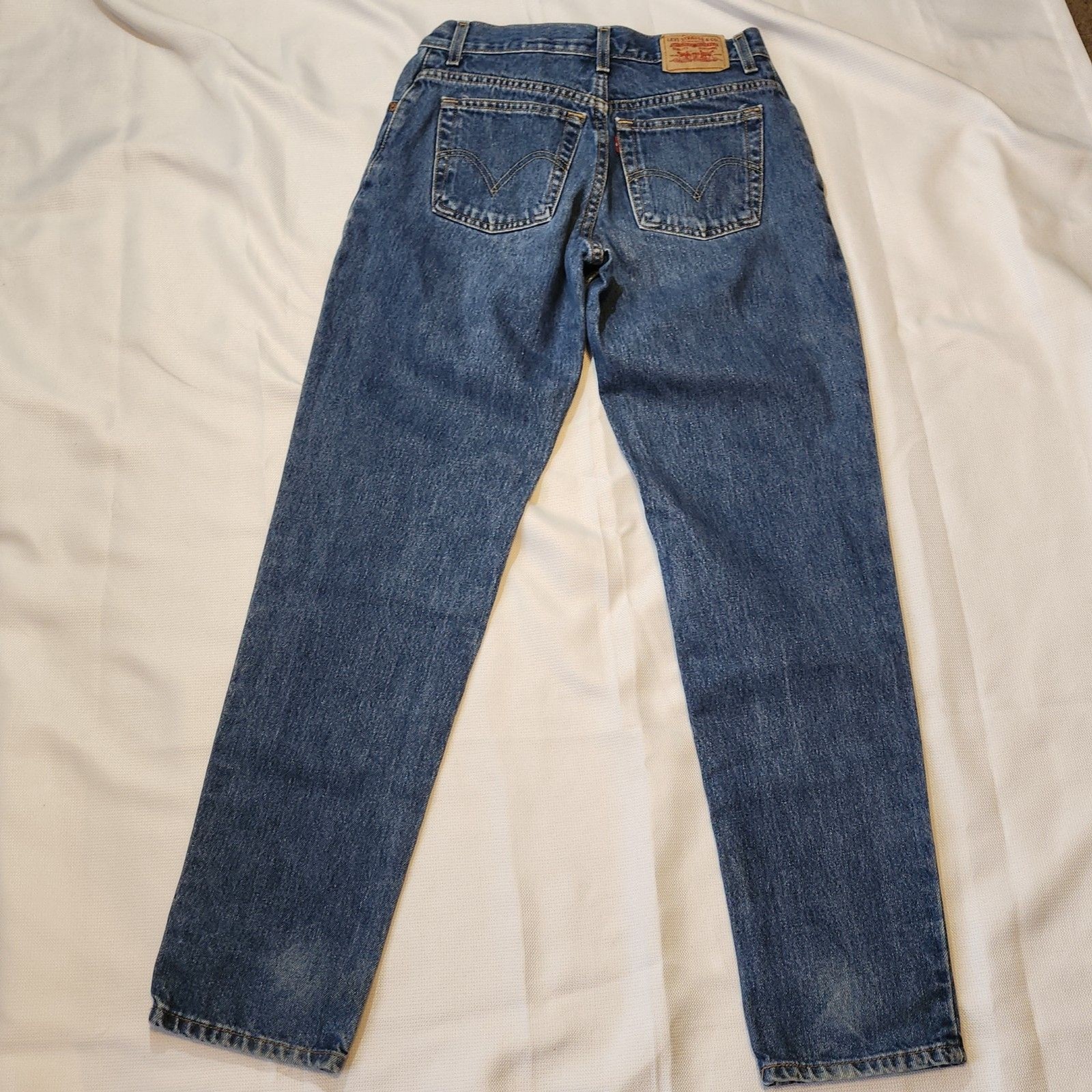 Vintage 2000 Levi’s 550 Women’s Jeans Size 8L Relaxed Tapered Blue Denim