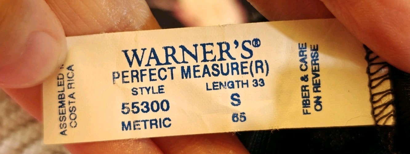 warners perfect measure black large half slip Waist 22 Length 33