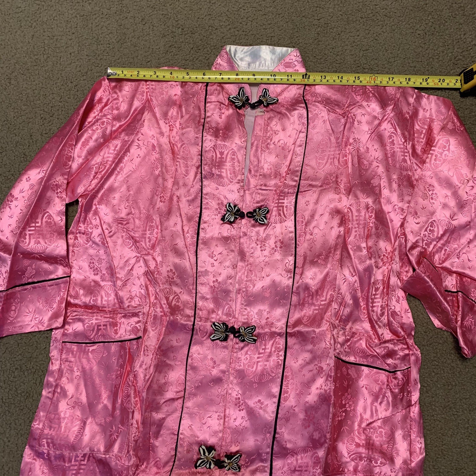 VTG 60s Chinese Satin Bright Pink Floral Brocade Handmade Bath Robe Housecoat M
