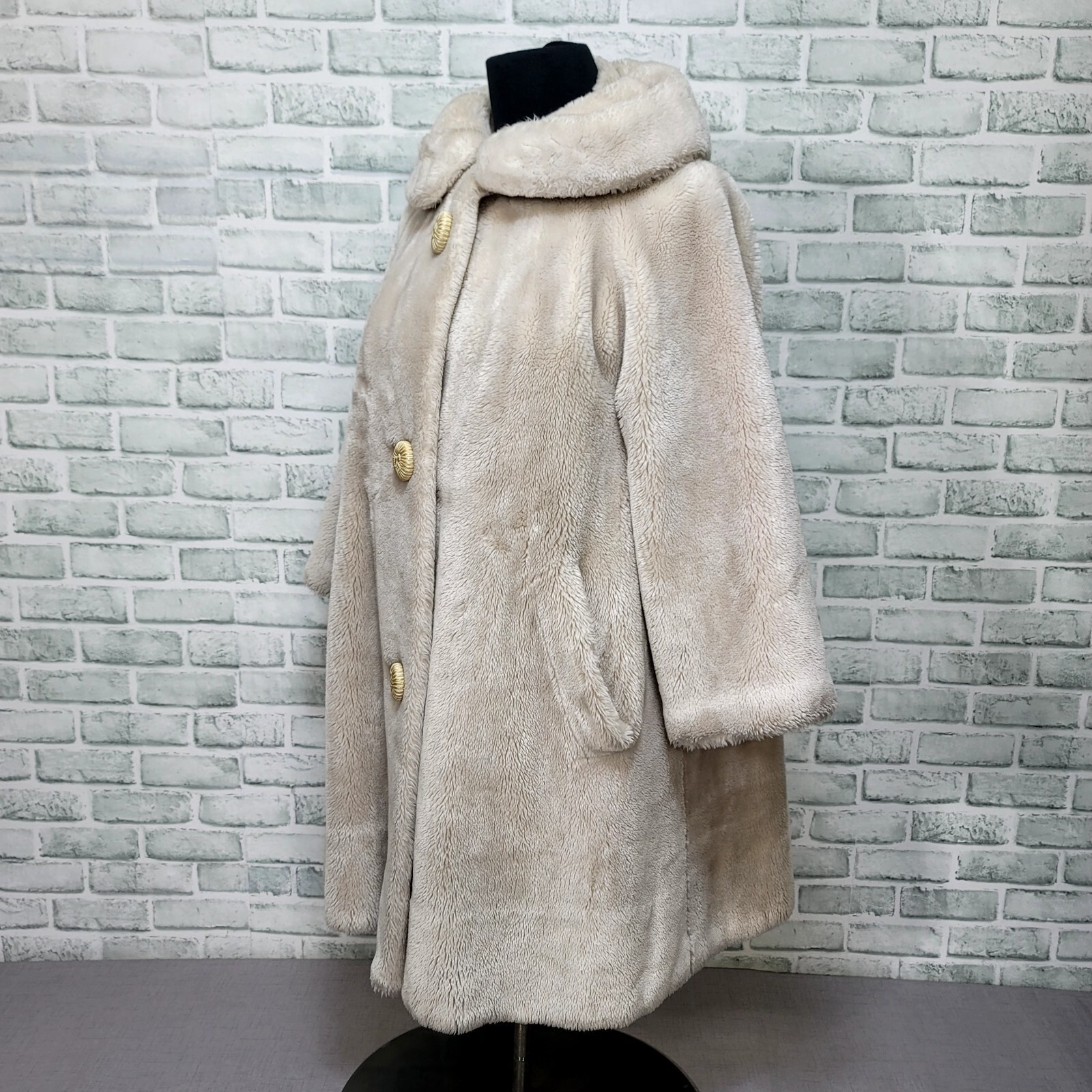 Vintage Borgana Sportowne Ivory Faux Fur Swing Coat Shawl Collar Women’s M
