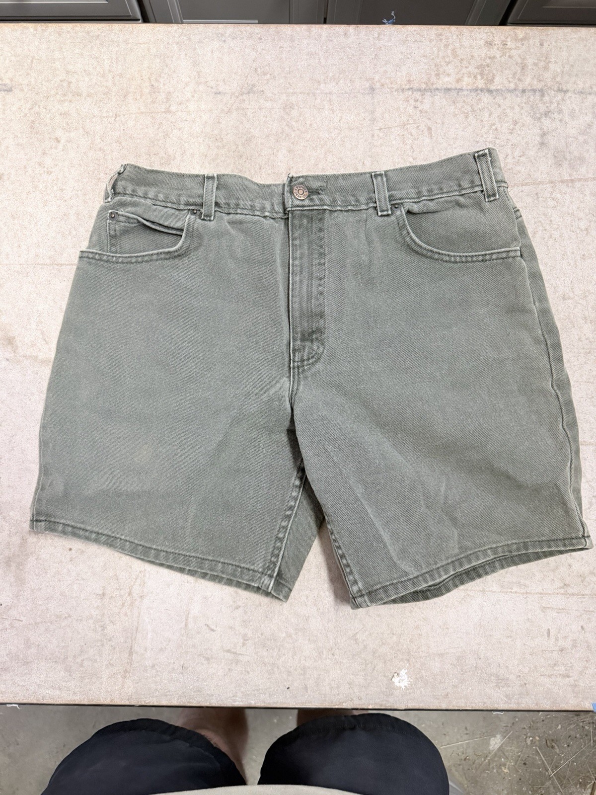 Vintage 1990s Arizona Jean Co Dark Green Shorts Made In USA Size 14