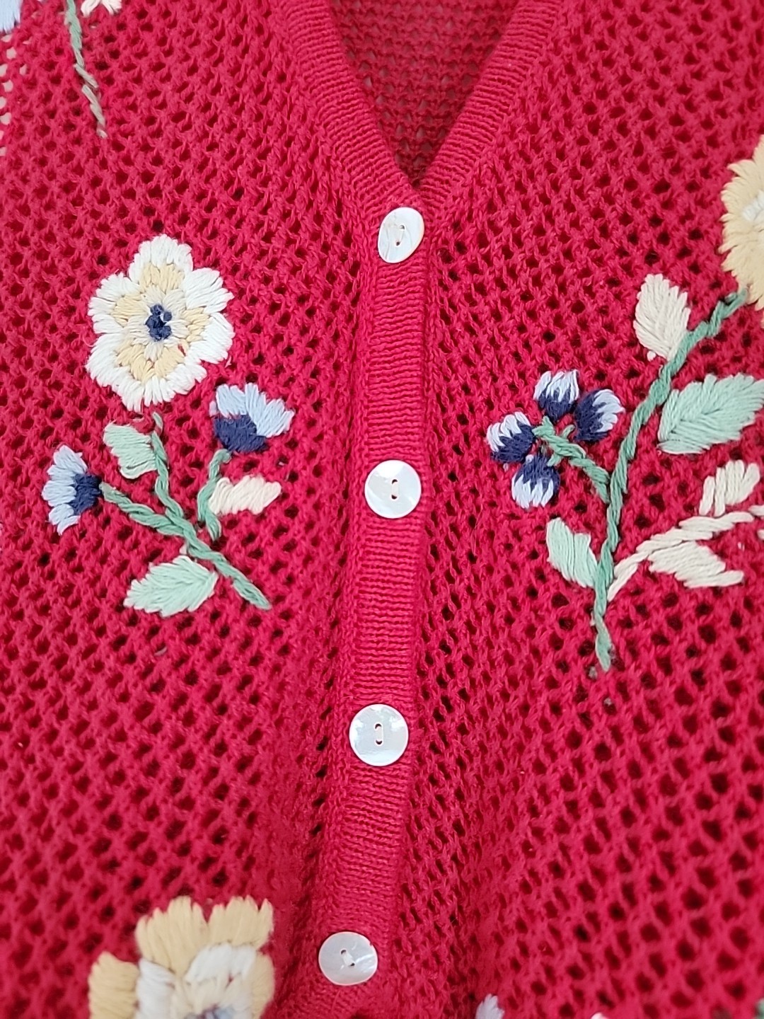 Jantzen Classics Crocheted Vest Embroidered Small Mesh Flounce Femenine Vintage