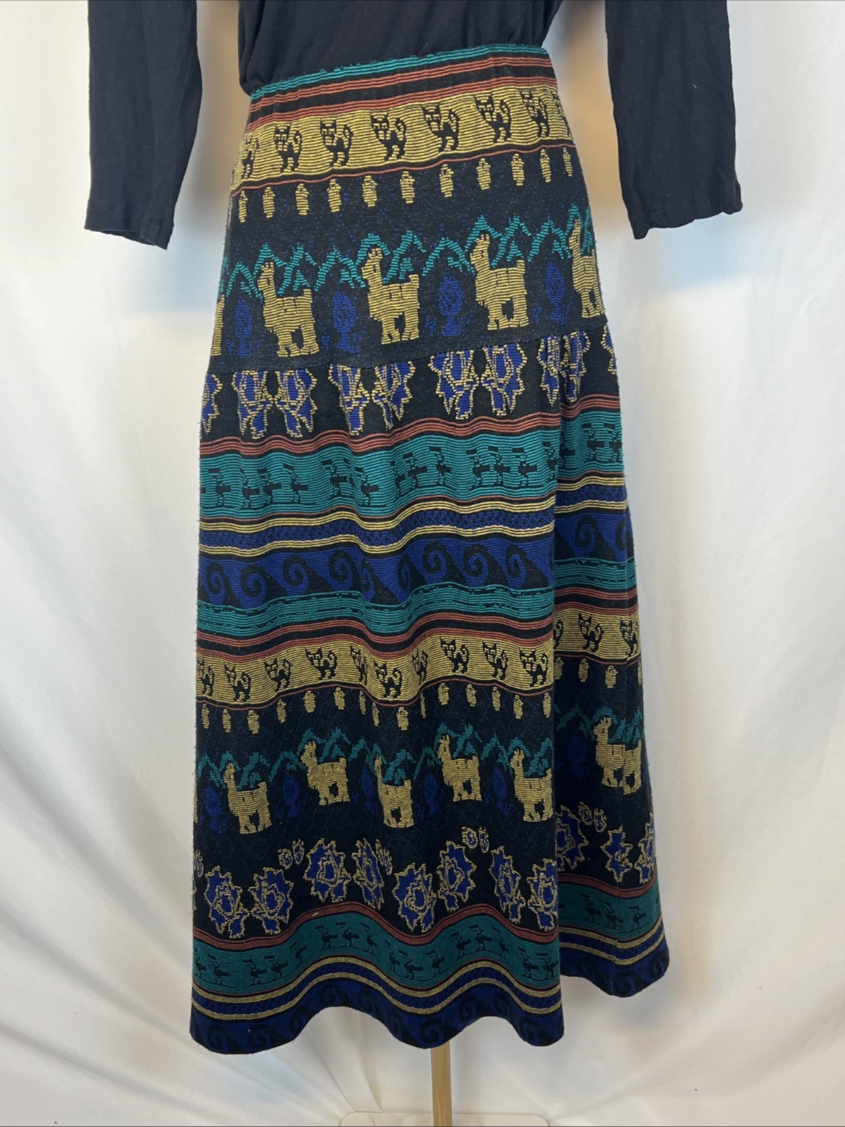 Rare Find Vintage 80’s Melrose Knits Boho Aztec Striped Sweater Skirt