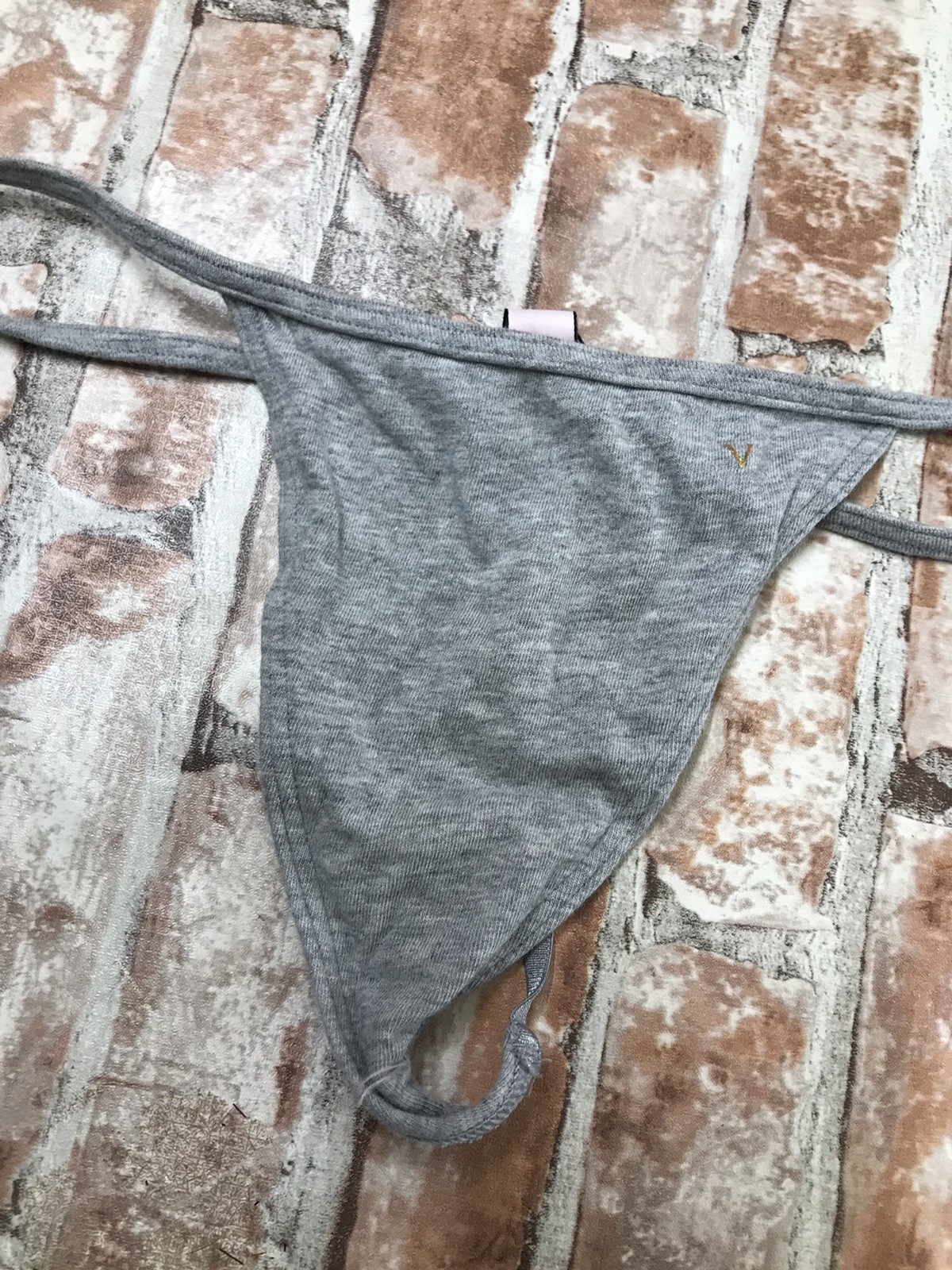 Vintage Victoria’s Secret Thong v-String Soft Cotton Panties Underwear Sm Gray