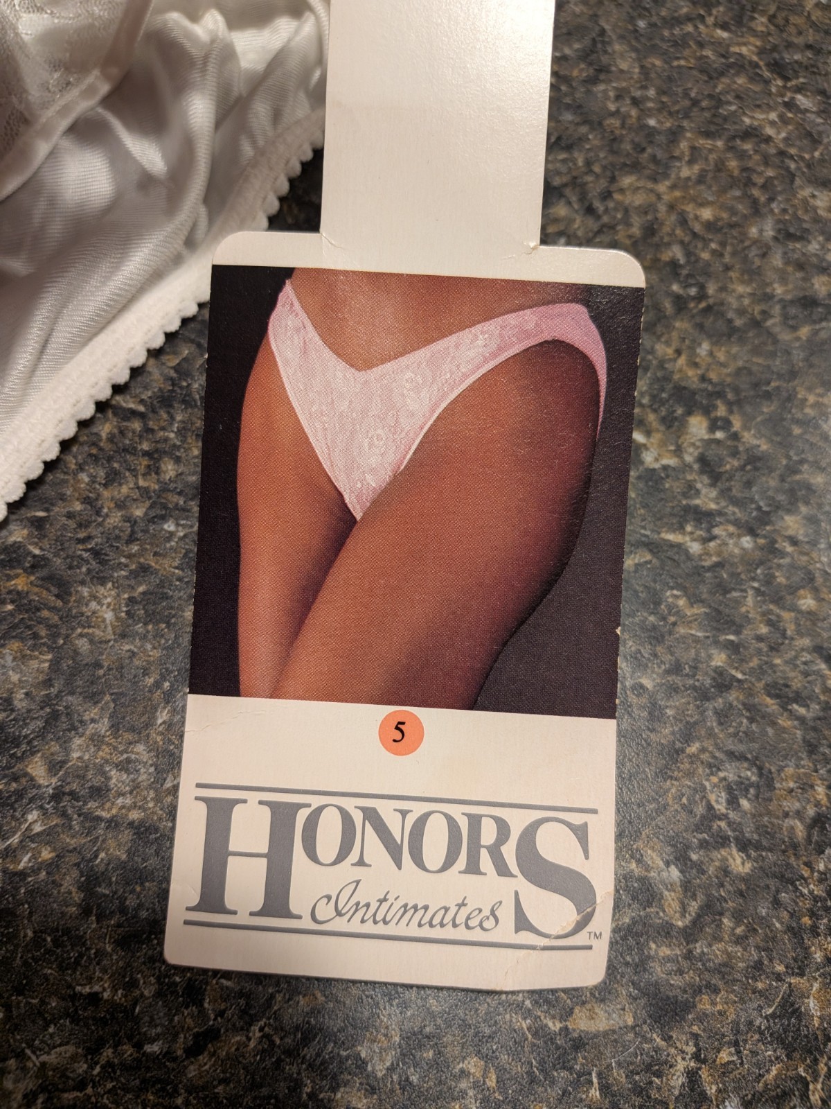 Vintage 90s HONORS Intimates V front lace bikini panties nylon size 5 white