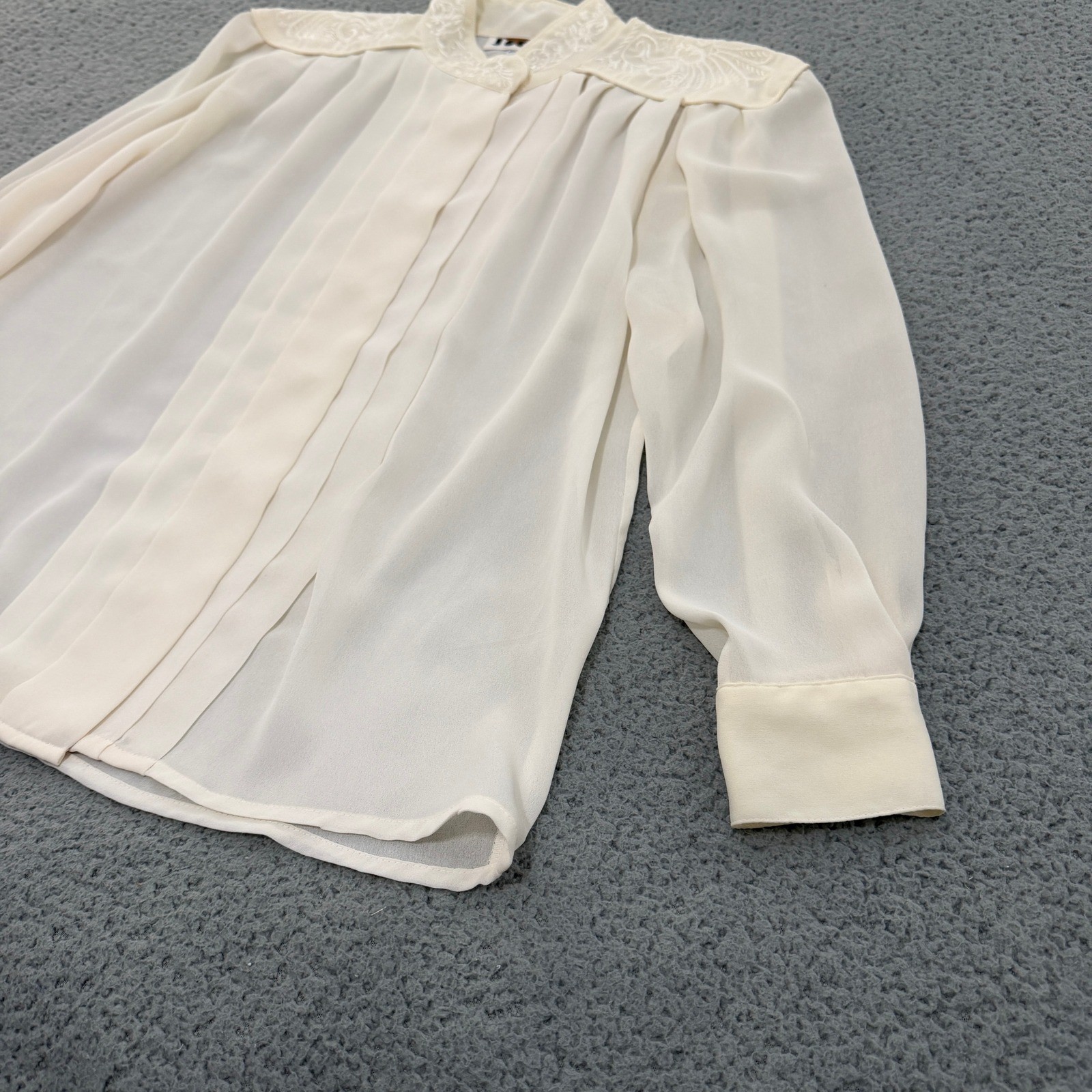 Vintage Cream Pleated Embroidered Blouse Womens 10 Ivory Victorian Top Sheer
