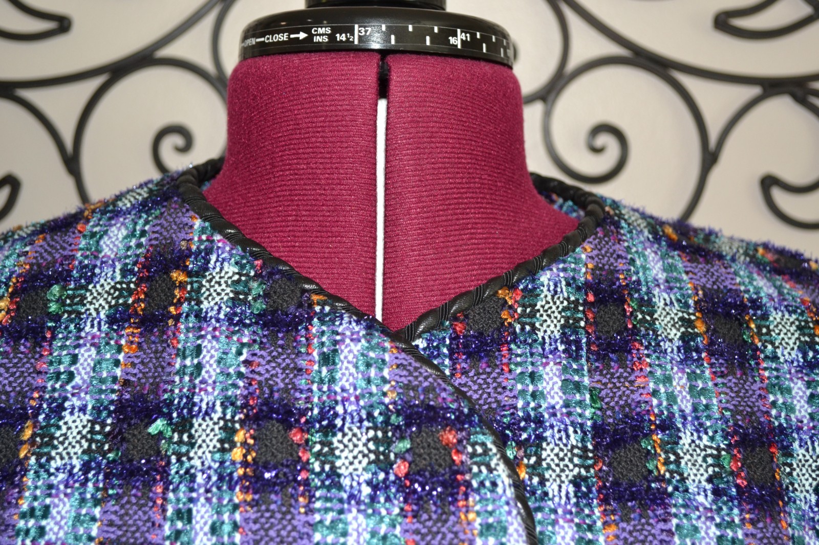 VTG Doncaster Tweed Skirt Suit Set 12 14 Faux Leather Trim Quiet Luxury NWT