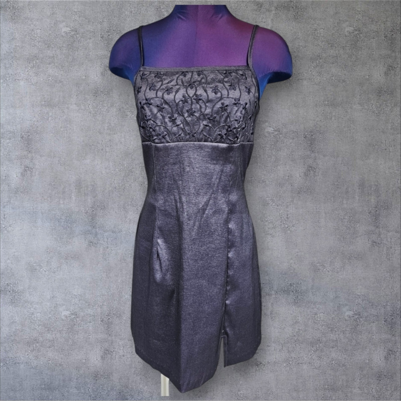 Vintage 90s La Belle Iridescent Purple Embroidered Satin Mini Dress Size 7 A37