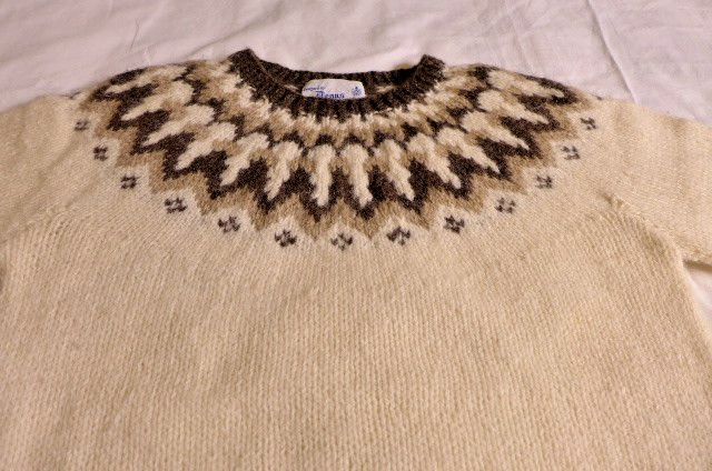 Vintage Women’s Deans Of Scotland 100% Wool White Brown Geometric Sweater 38/M