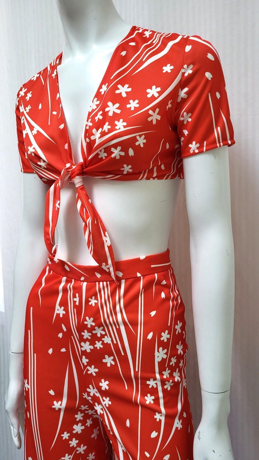 2 Piece Vintage 1960’s PARADE NY Red Floral Top & Wide Leg Pants – Size XS – EUC