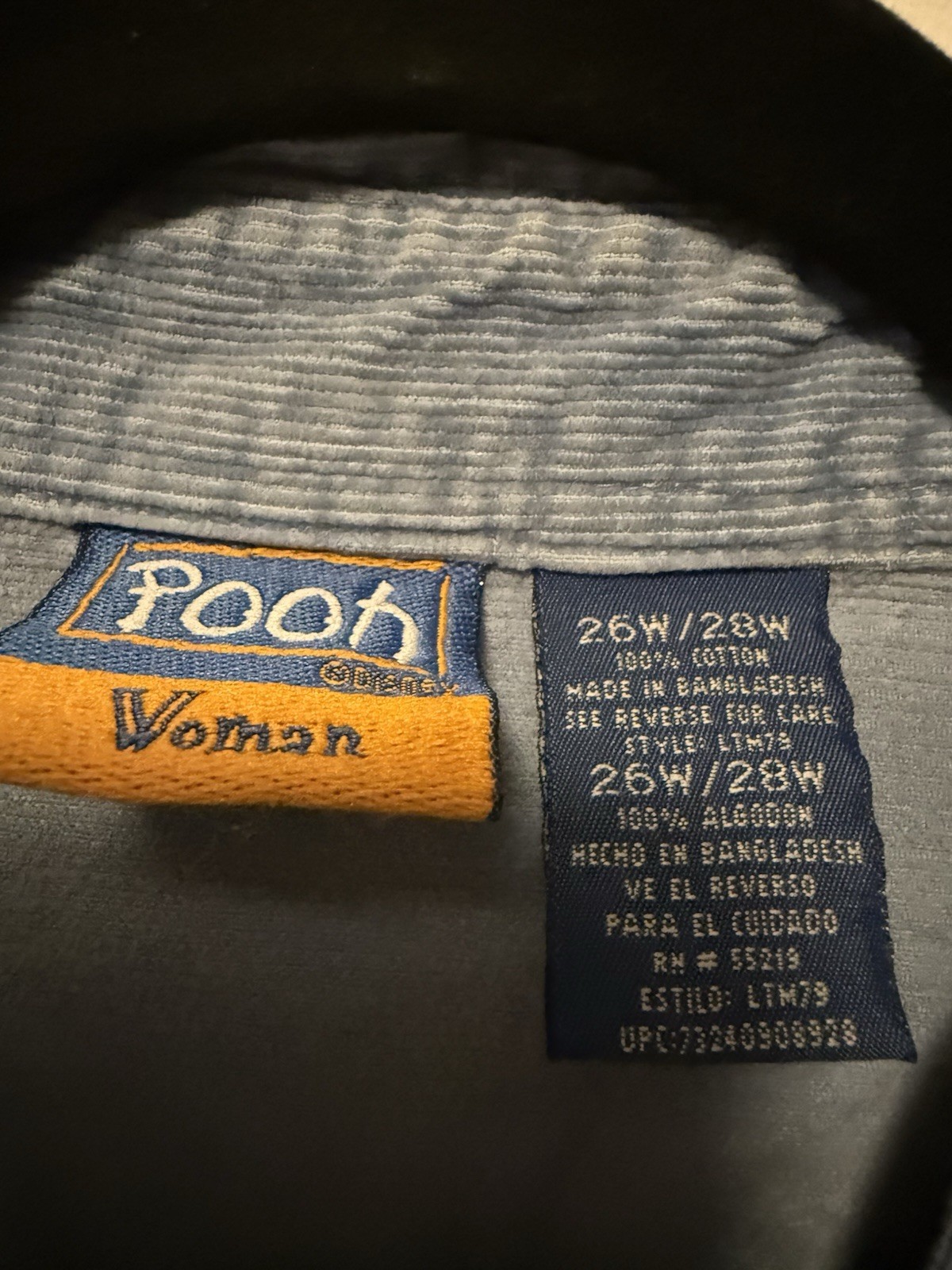 Vintage Baby Blue Disney Pooh Women’s Corduroy Botton Up Size 26/28W Plus size