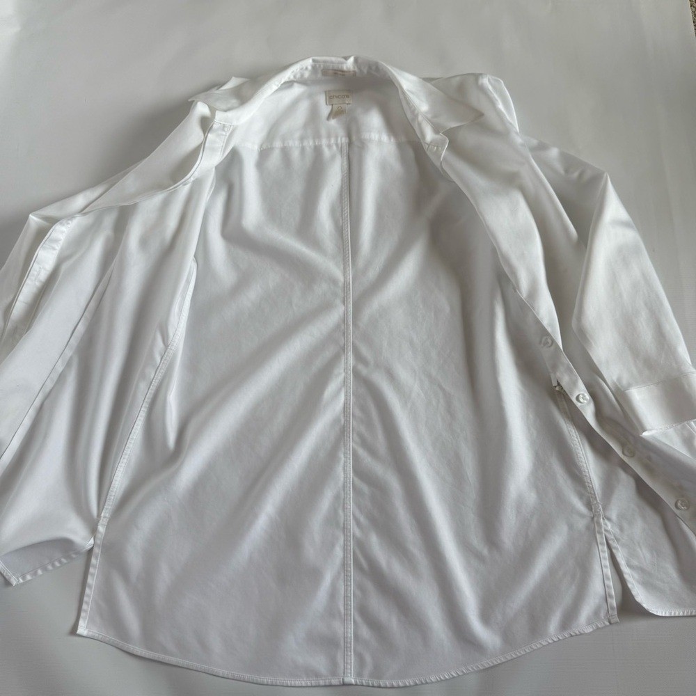 Chico’s White tailored Classic Timeless no iron Button Blouse size small medium